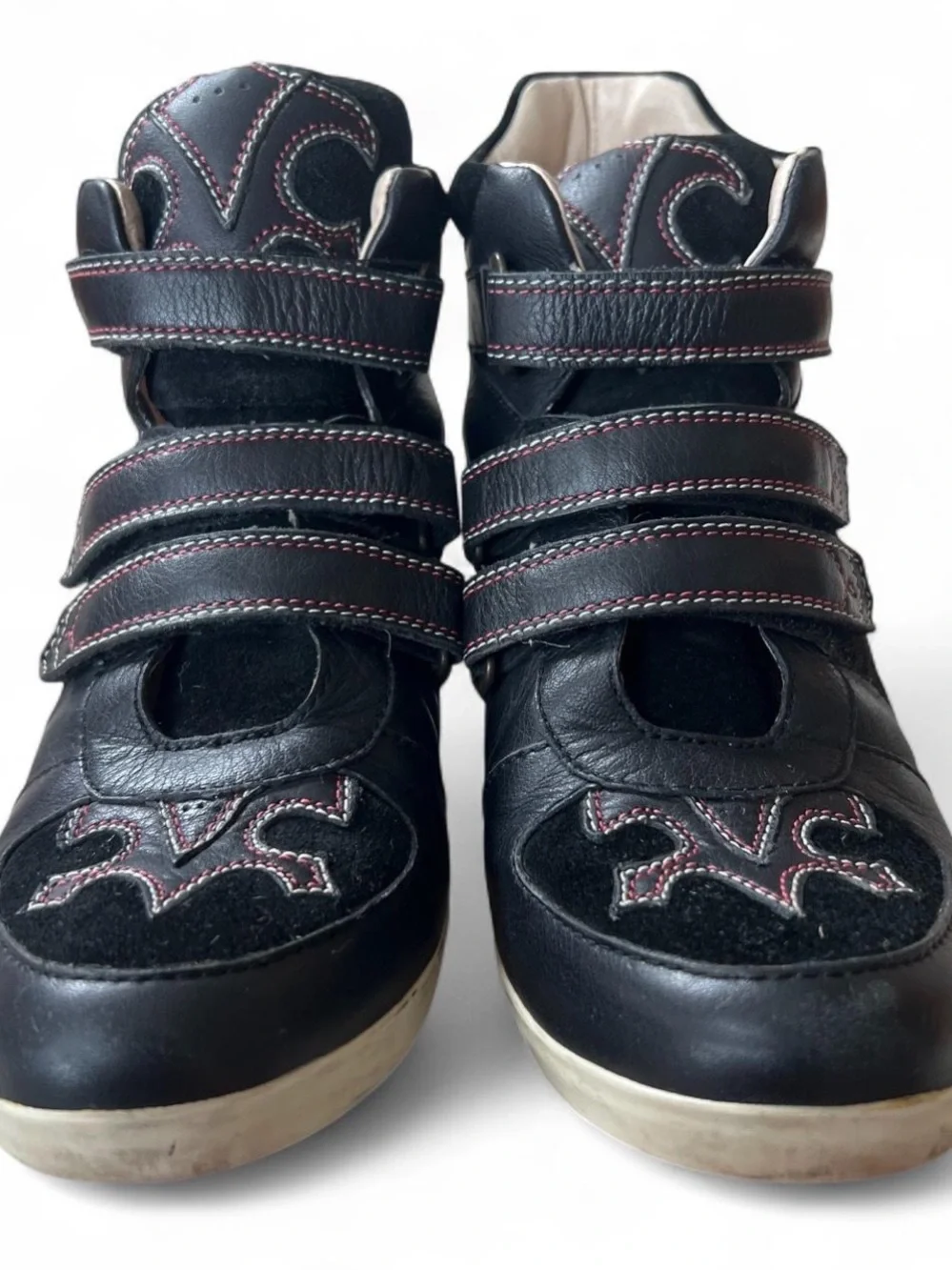 Koolaburra “Preston” in Black Leather Wedge Sneakers with red stitching